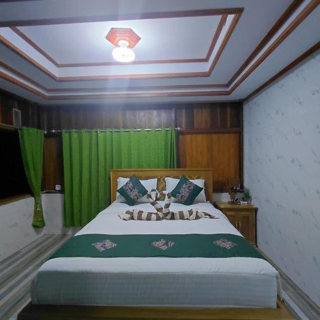 Friendly Homestay Lemukih Singaraja  Exterior photo