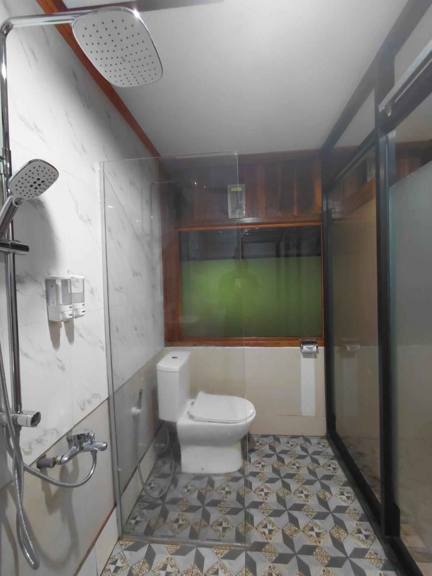 Friendly Homestay Lemukih Singaraja  Exterior photo