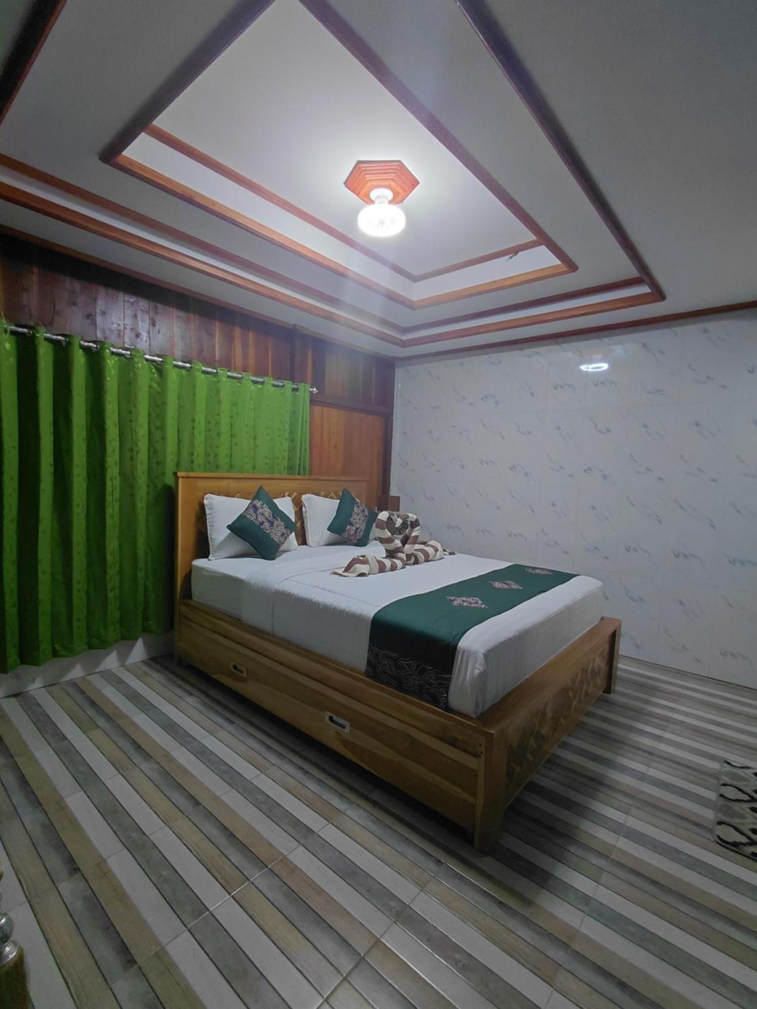 Friendly Homestay Lemukih Singaraja  Exterior photo